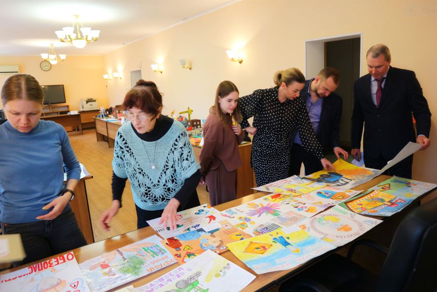 Подведены итоги областного конкурса детских рисунков и поделок «Охрана труда в творчестве юных тамбовчан»